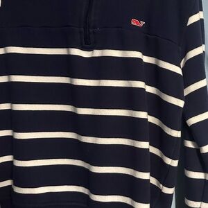 Vineyard Vines Navy and White Striped Pullover size 6/7